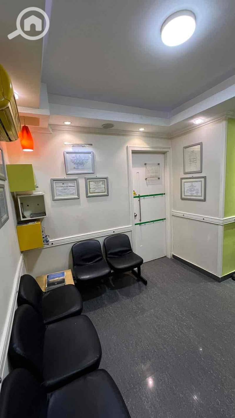 7 95C32445-A28B-4800-9D4B-8845A5C3A73A. jpg