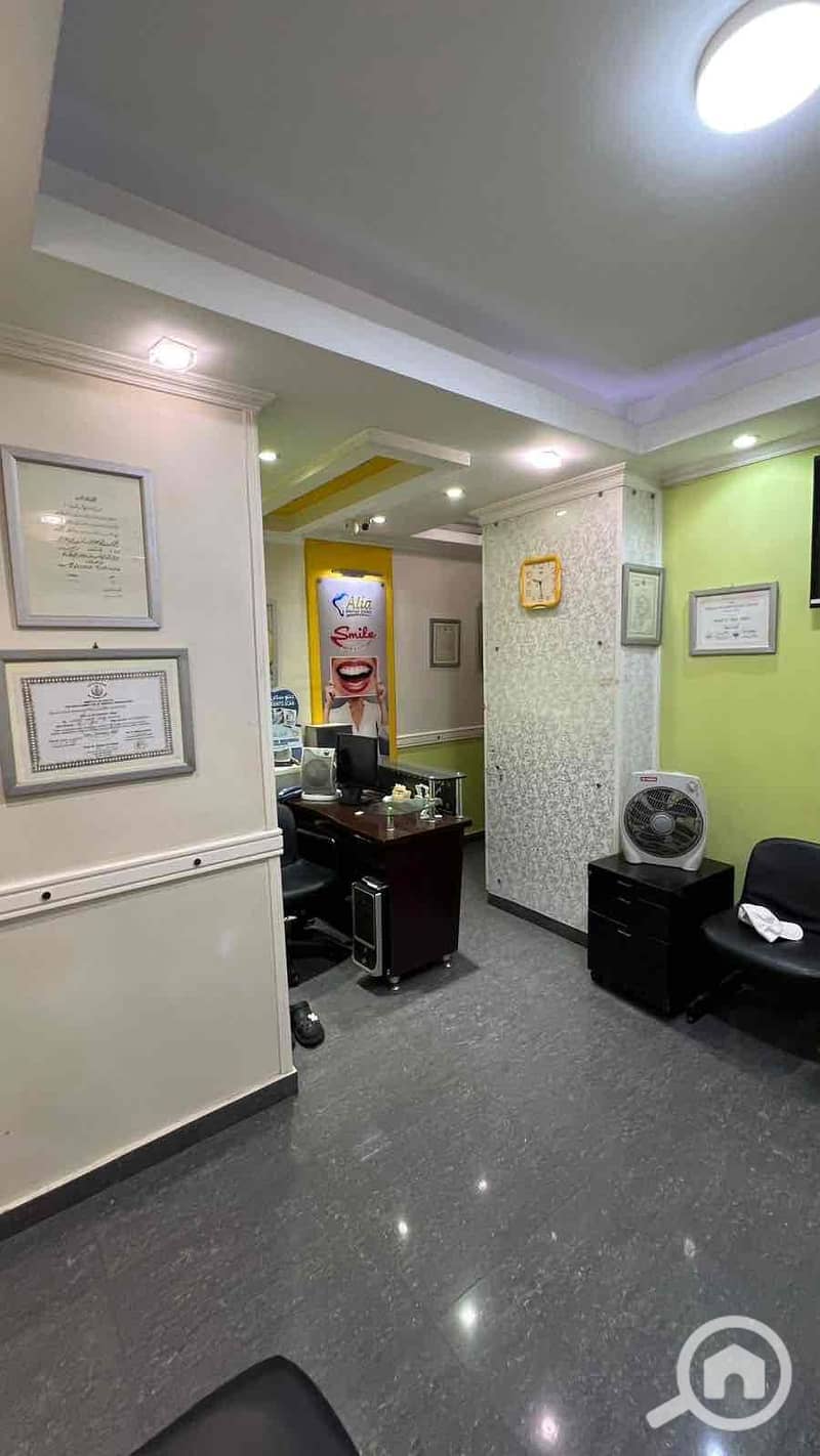 9 0ca18e7d-dd78-4a04-a15c-09f488f96014. jpg