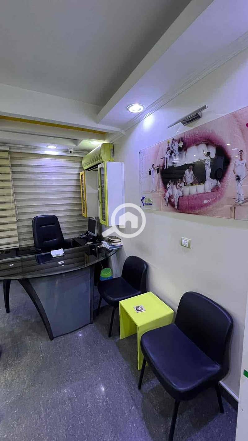 10 124b1c08-e56f-4b66-bf51-fb9f06cb57ef. jpg