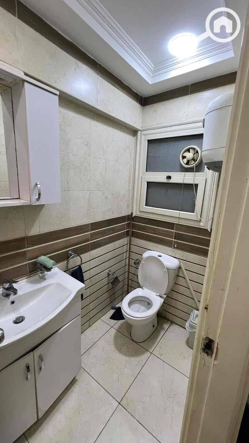 11 abf01df4-b3a0-4f4d-949a-e2edeb6ba2f0. jpg