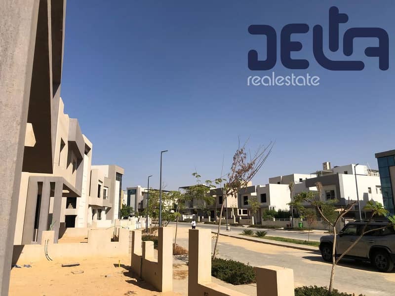 10 WhatsApp Image 2025-10-28 at 8.35. 16 PM (2). jpeg