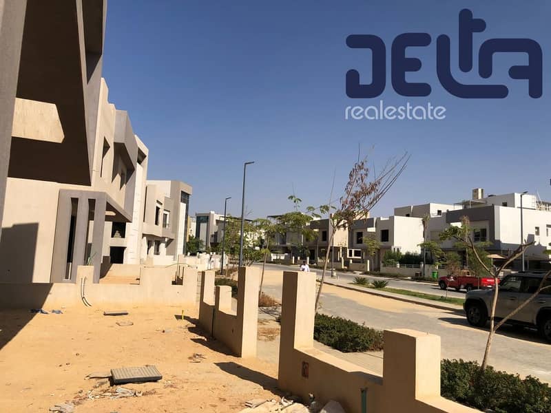 12 WhatsApp Image 2025-10-28 at 8.35. 17 PM. jpeg