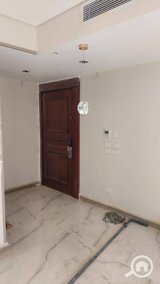 5 77c58c8f-c557-4aca-94f1-14f061ff8a1a. jpeg