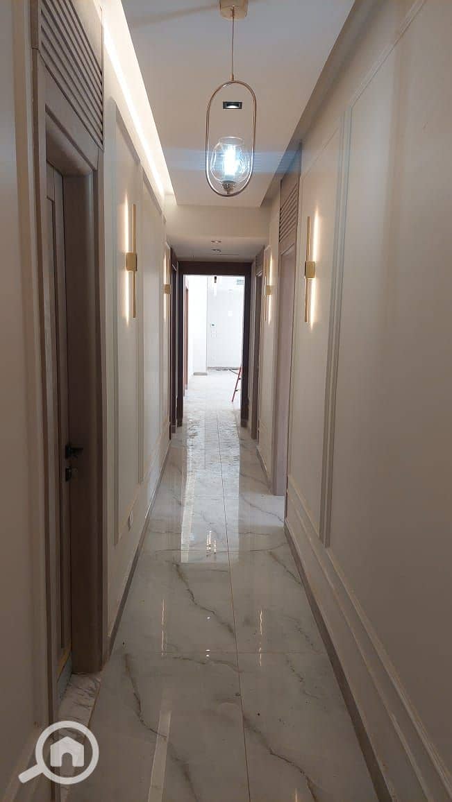 6 46dcd3fd-10a1-47d8-ac37-2504802e764a. jpeg