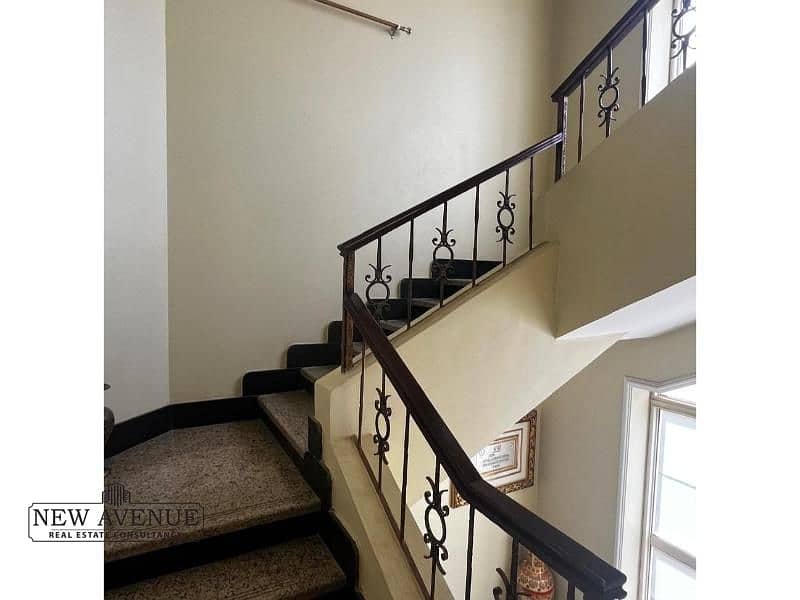 10 WhatsApp Image 2025-10-28 at 10.35. 07 PM (1). jpg