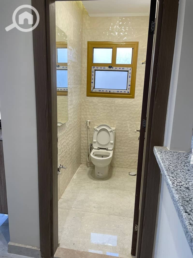 5 23e6a8b6-b6c0-4a69-8d3d-51b1bd878417. jpeg