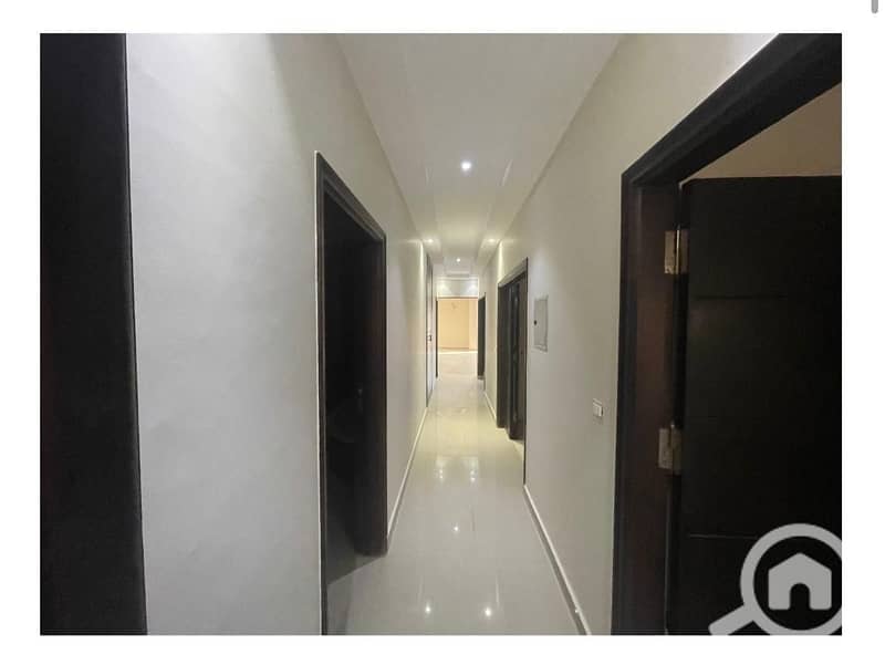 10 WhatsApp Image 2025-10-29 at 13.23. 08 (3). jpeg