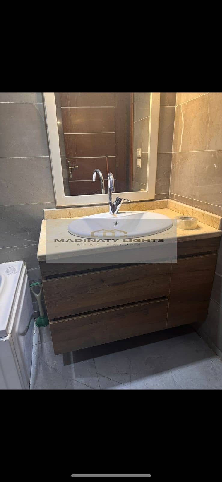 5 8a2c9e17-297d-4de1-af22-8fab03d53dbf. jpg