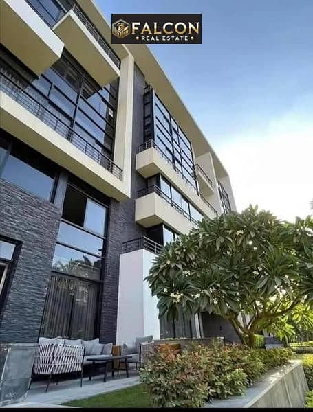 14 daeb9c4d-82b9-4dc0-a8c5-4b4dc851e3d7. jpeg