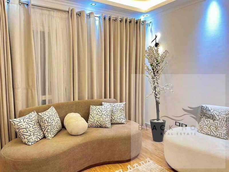 8 7c9facb7-b3ba-4525-ad93-c06550ad0f09. jpg