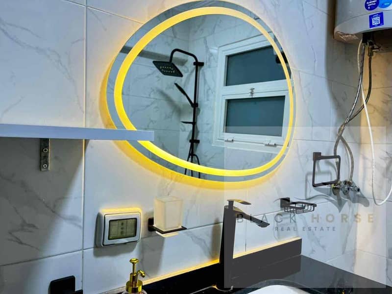 24 9b301f83-4d1f-4784-b8c7-3d081315013c. jpg