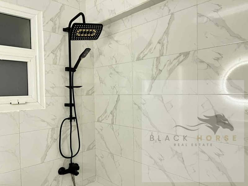 29 b461e360-ed20-4adf-bc1c-a8bac49bfb6f. jpg