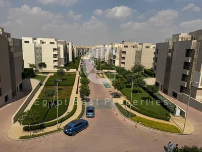 3 Bedroom Penthouse for Sale in New Cairo, Cairo - PHOTO-2025-10-29-16-11-22. jpg 3 Bedroom Penthouse for Sale in New Cairo, Cairo - PHOTO-2025-10-29-16-11-22. jpg