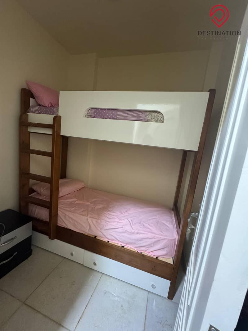 3 WhatsApp Image 2025-10-29 at 15.51. 44_1e24b92e. jpg