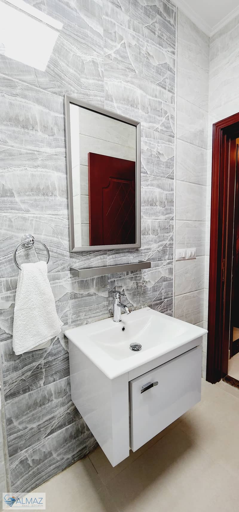 11 WhatsApp Image 2025-10-29 at 3.57. 19 PM. jpeg