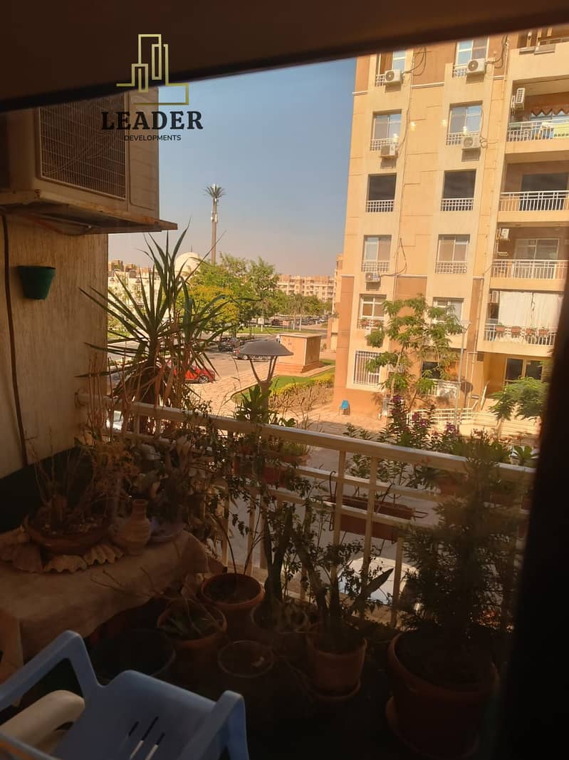 10 3a976d4e-4117-456a-98f1-6b3467946a79. jpg