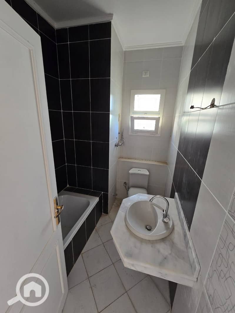 6 8abbc1ac-5b10-4b73-98b9-2af26ac284cf. jpeg