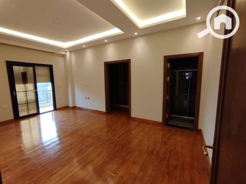 7 WhatsApp Image 2025-10-29 at 4.52. 48 PM. jpeg