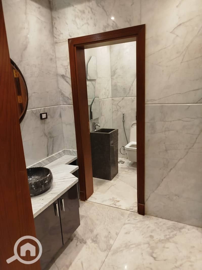 10 WhatsApp Image 2025-10-29 at 4.52. 50 PM (3). jpeg