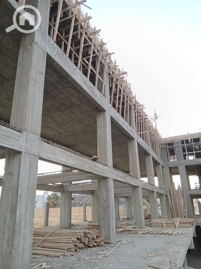 4 WhatsApp Image 2025-10-20 at 14.39. 53_831cfb46. jpg