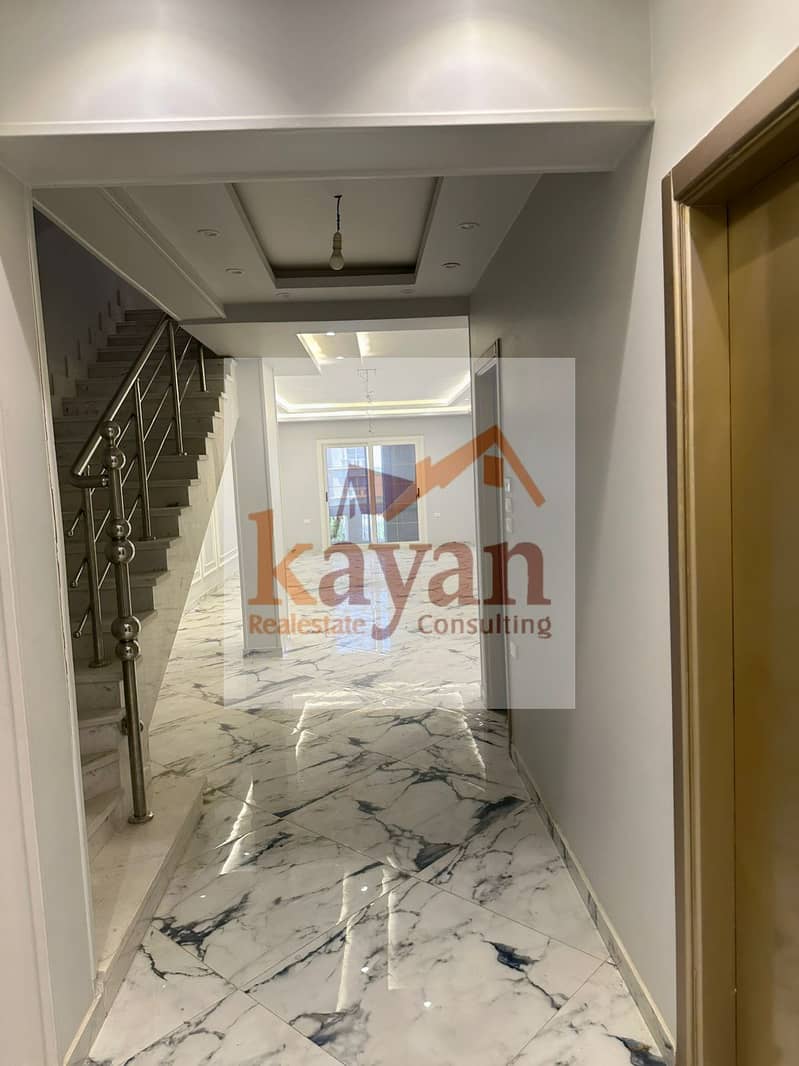 5 WhatsApp Image 2025-10-29 at 15.34. 02_8b9fac0e. jpg