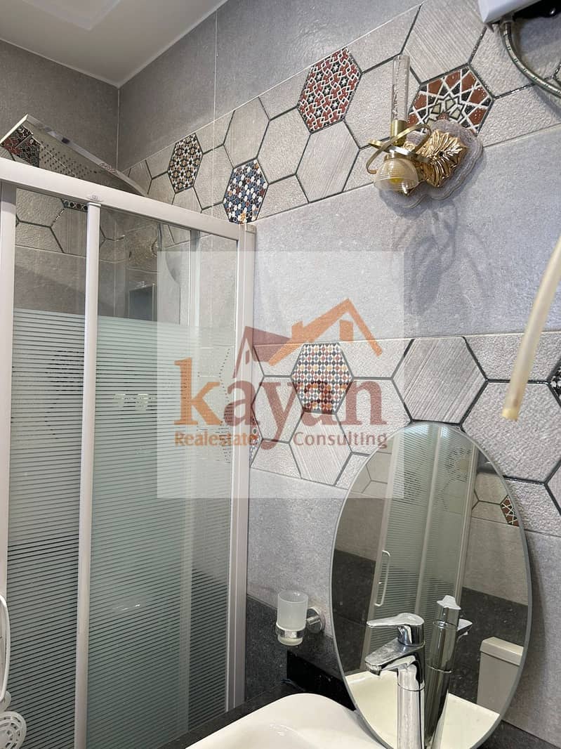 11 WhatsApp Image 2025-10-29 at 15.34. 08_37e38f9e. jpg