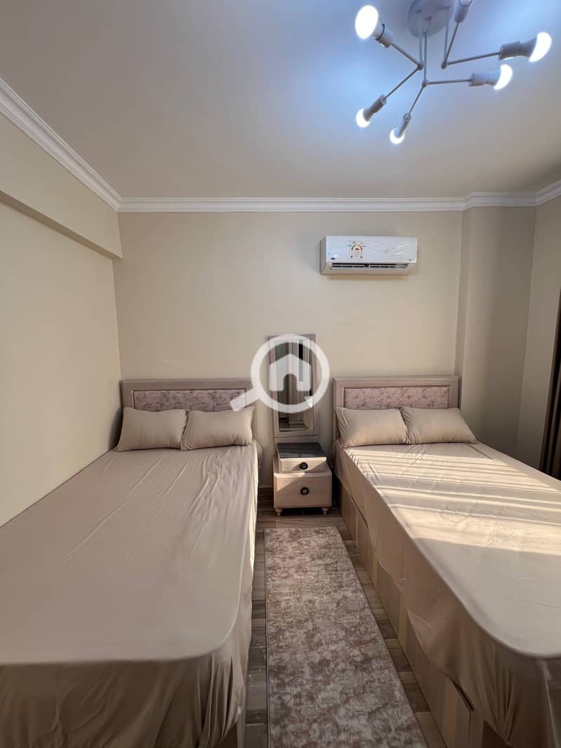 9 4d0bde11-7b8a-4b24-8904-4b51f75d5677. jpeg