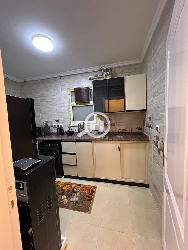 11 88469fda-1083-49d0-9998-1a64401f6a39. jpeg