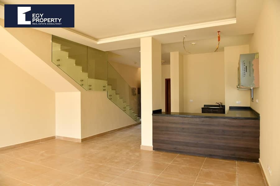 4 _files_4df2ea82-282e-49e9-a637-64c02e2e8880. jpg