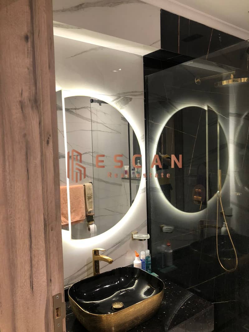 11 U635870 (11). jpeg