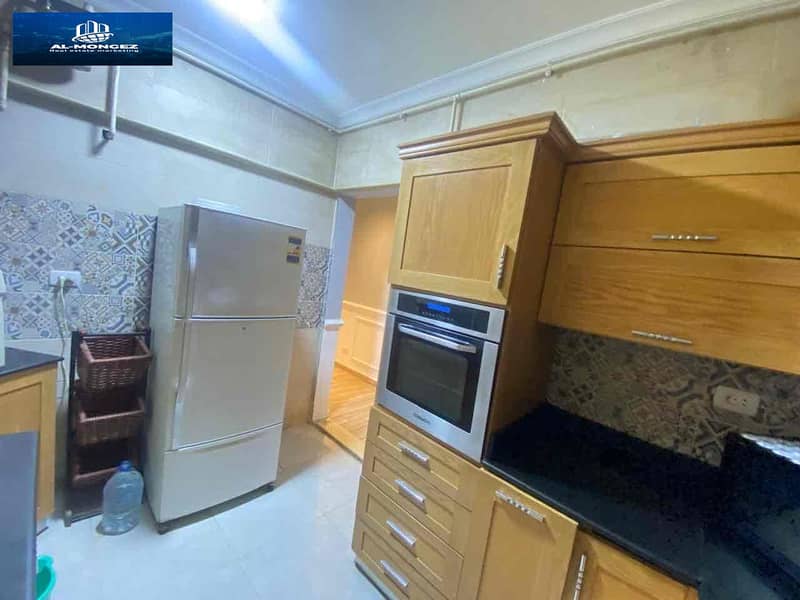 12 6ed3c6fb-7f06-4e4f-9f38-453bf91db910. jpg