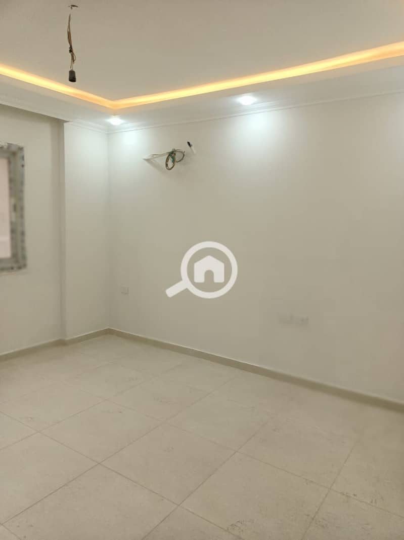 8 WhatsApp Image 2025-10-29 at 4.06. 15 PM (3). jpeg