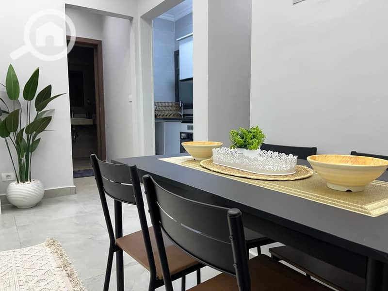 7 ffaa310d-19bf-47d4-a5ad-ba256e05e39d. jpg