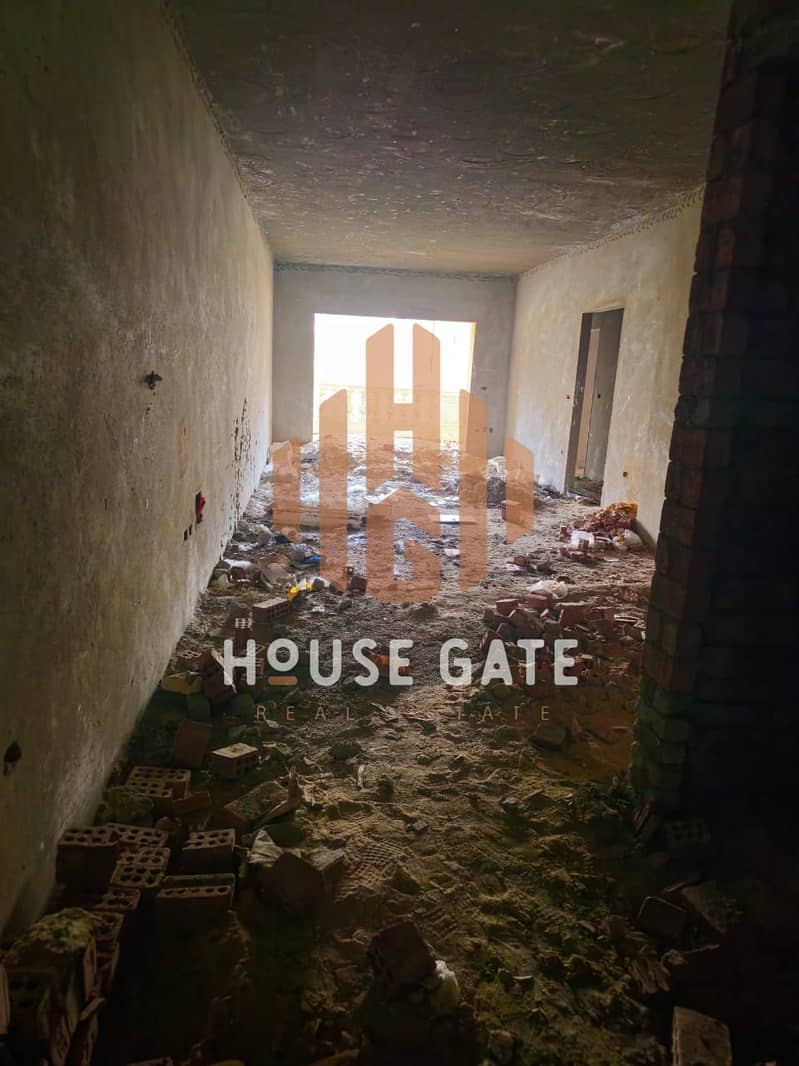 4 WhatsApp Image 2025-10-29 at 17.17. 45_26a18417. jpg