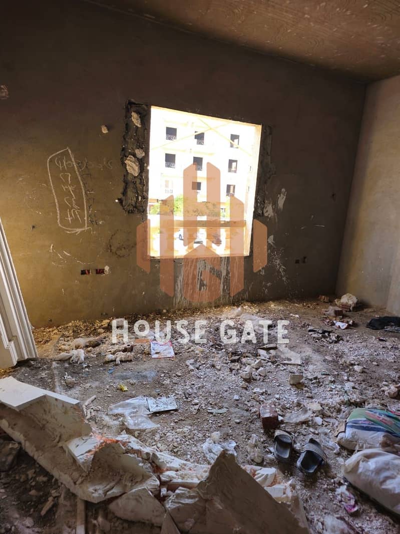 15 WhatsApp Image 2025-10-29 at 17.17. 50_04e80b96. jpg