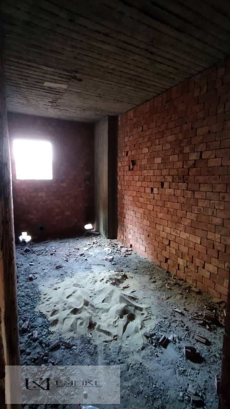 6 fa3692a9-71ed-48a6-8870-846c70e4836c. jpg