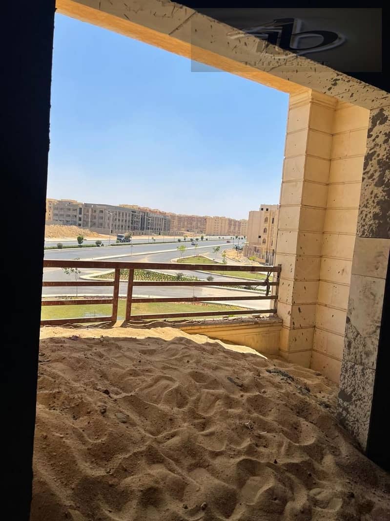 14 095dd9c8-a0bd-4a69-936f-d0db0ffe1410. jpeg