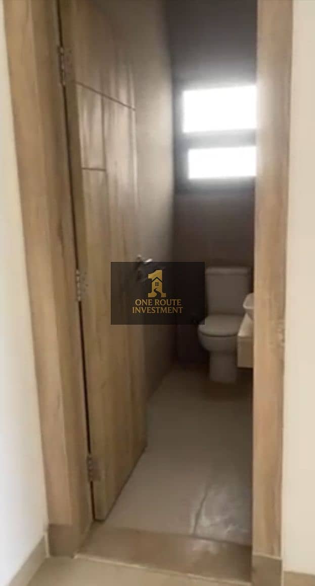 24 WhatsApp Image 2025-10-29 at 5.08. 17 PM (2). jpeg