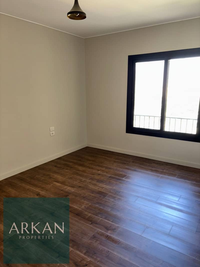 2 c1c17cce-ccfc-4f69-a132-ffa610e295ee. jpg