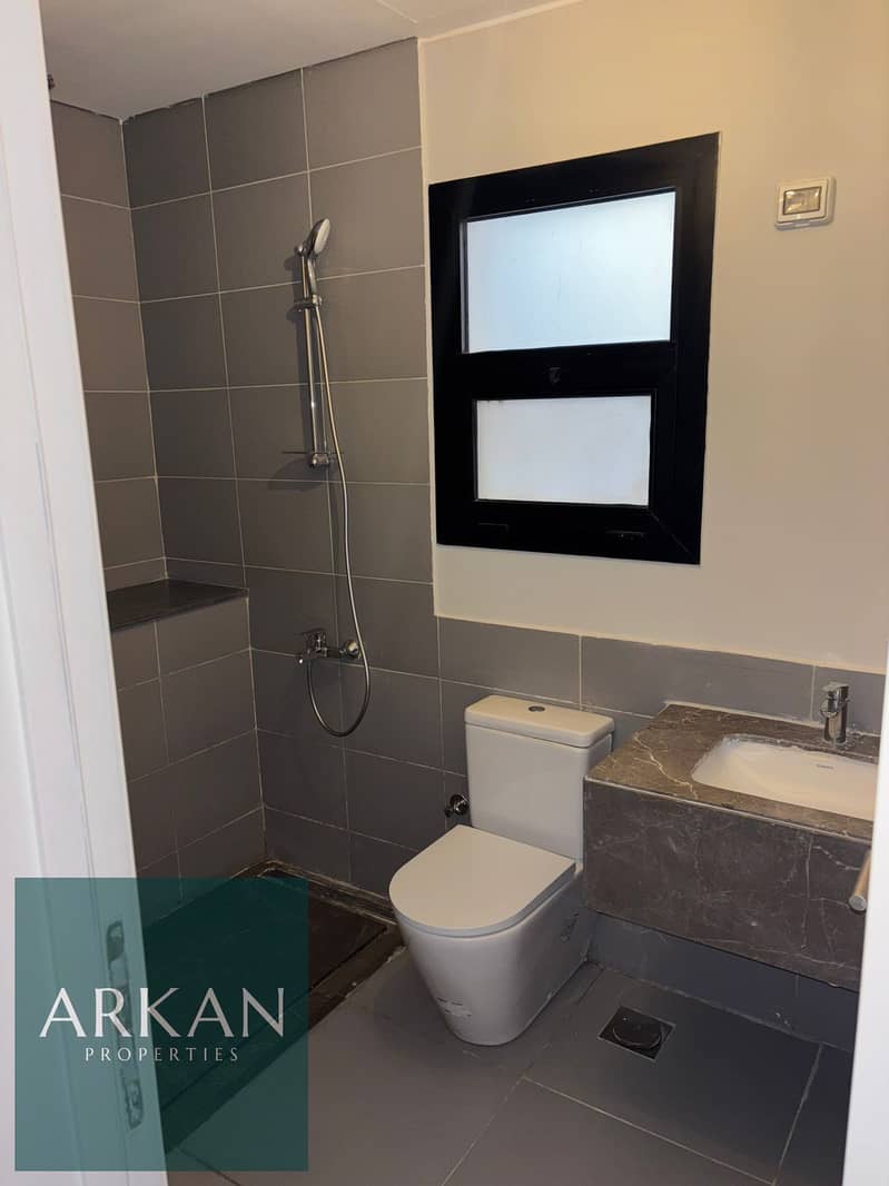 6 5d312734-de36-4598-a060-1863da4c31ce. jpg