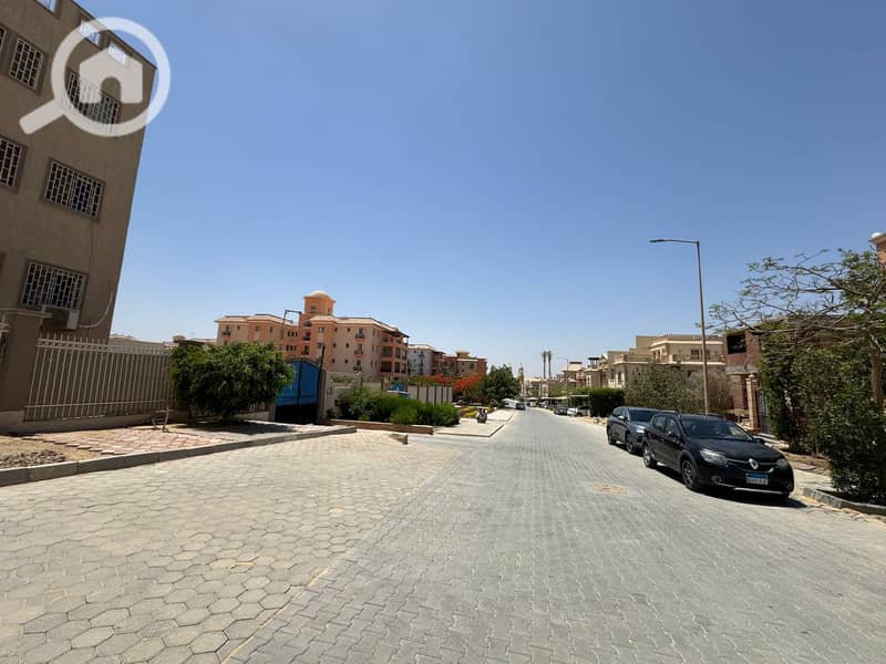 6 WhatsApp Image 2025-10-29 at 1.31. 07 PM (5). jpeg