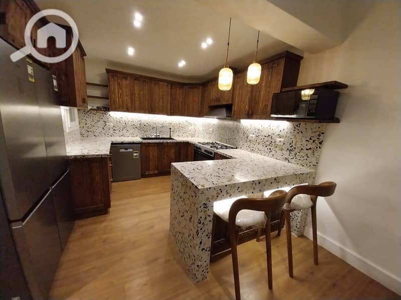 8 571197482_1315628083687290_3195436856866106937_n. jpg