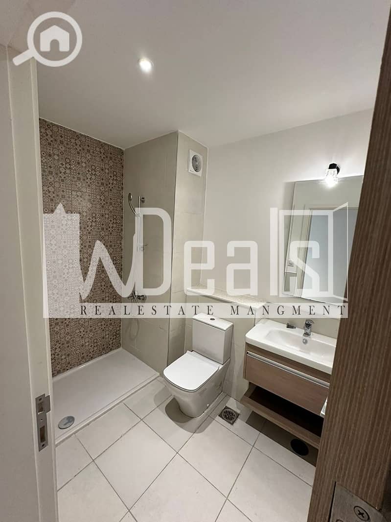 10 WhatsApp-Image-2025-02-17-at-8.01. 30-PM-(2). jpg