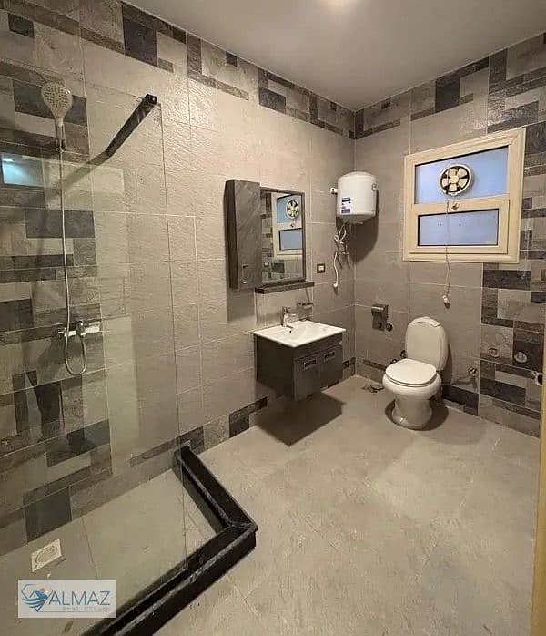 5 WhatsApp Image 2025-10-20 at 1.32. 26 PM. jpeg