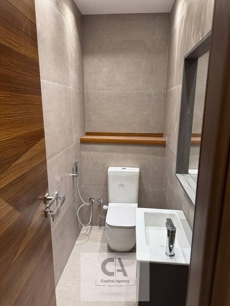 3 photo_2025-05-28_23-31-05 (2). jpg