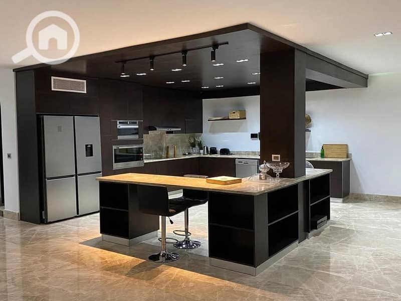 2 7cc659f8-439c-4372-87db-579543d96ad8. jpeg