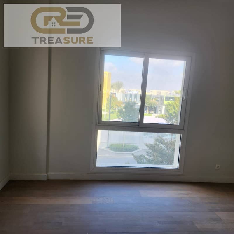 5 WhatsApp Image 2025-10-29 at 1.20. 22 PM (1). jpeg