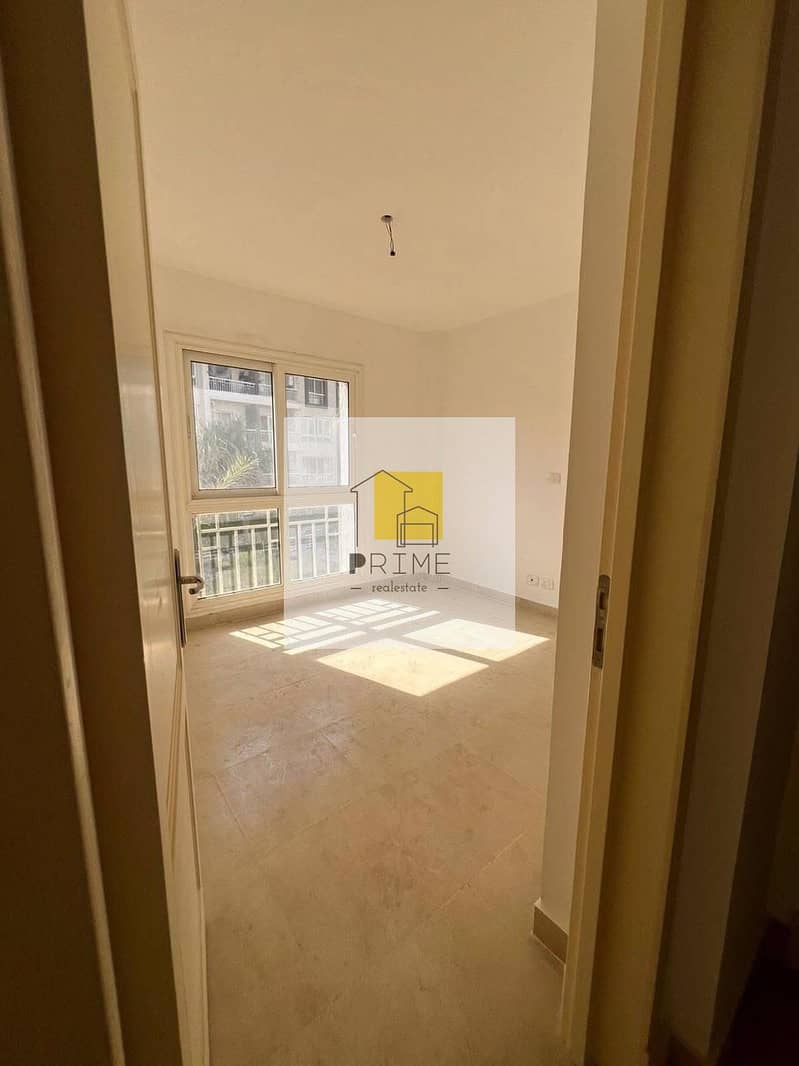 5 WhatsApp Image 2025-10-29 at 14.35. 52_747777f6. jpg