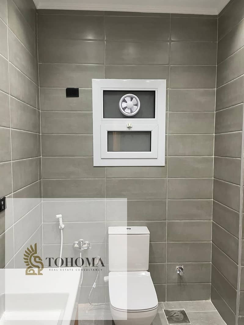 8 d1165e2d-701a-4831-8d32-886a13e63aec. jpg