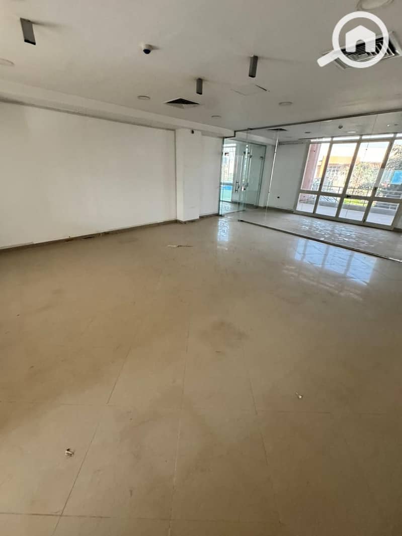 2 WhatsApp Image 2025-10-23 at 12.37. 27 PM. jpeg